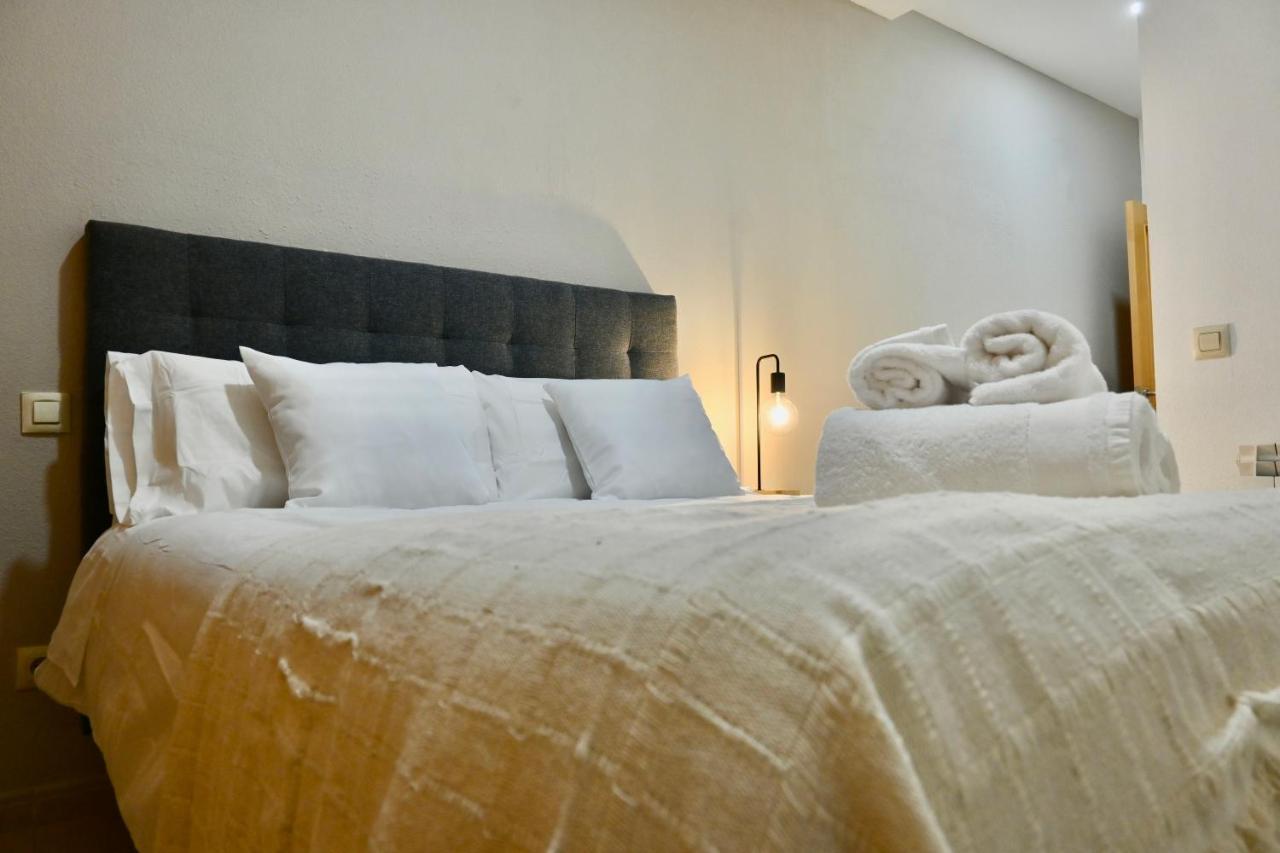 For You Rentals Acogedor Apartamento Temporal De 1 Dormitorio Y Salon, A Pasos De Gran Via Inf3D Madrid Exterior foto