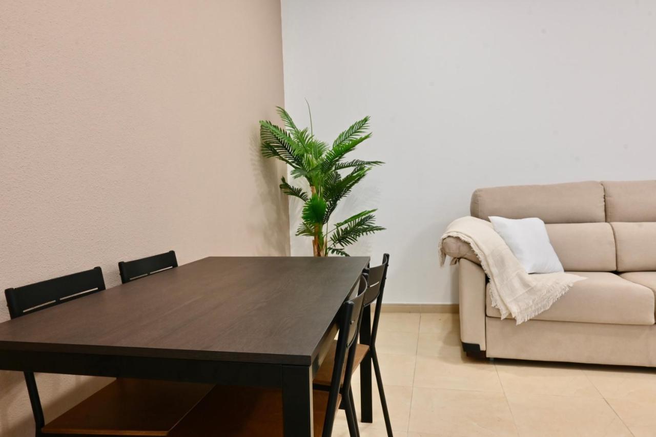 For You Rentals Acogedor Apartamento Temporal De 1 Dormitorio Y Salon, A Pasos De Gran Via Inf3D Madrid Exterior foto